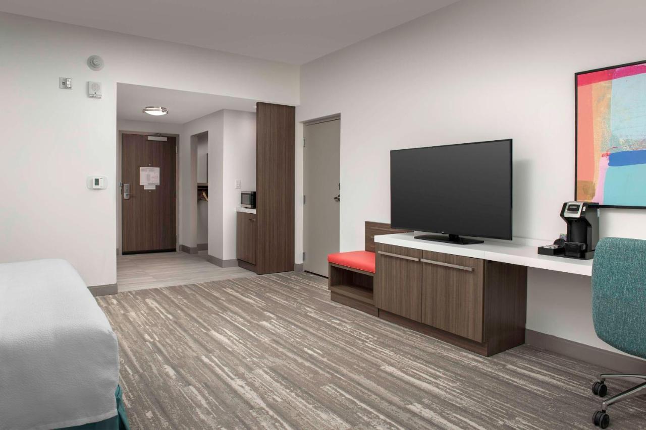 Hilton Garden Inn Pensacola Downtown Екстериор снимка