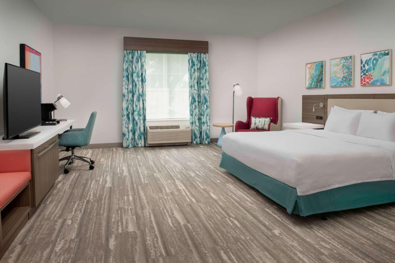Hilton Garden Inn Pensacola Downtown Екстериор снимка