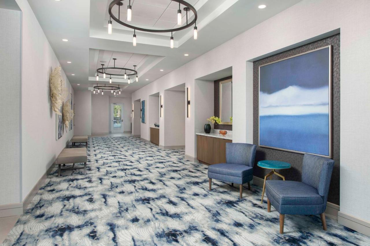 Hilton Garden Inn Pensacola Downtown Екстериор снимка